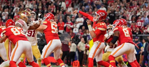 MKSPORTS-关于蒂姆回归赛场，精彩发挥首场状态亮眼，曼联观众沸腾！的信息