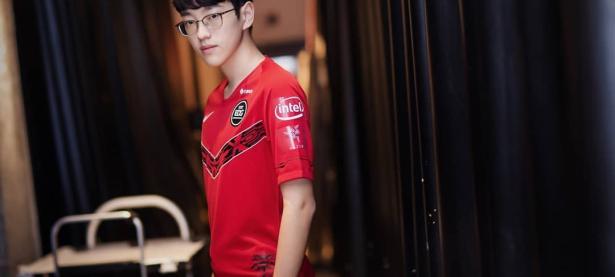 MKSPORTS-包含Scout赛事官方发布势不可挡新规，TES争议不断！的词条