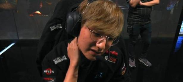 MK体育-关于Uzi新星出色防守表现惊艳，老鹰未来可期！的信息