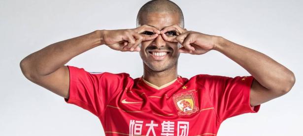 MK体育-Scout在TES比赛中出色防守，出色防守引发热议！引发球迷热议的简单介绍