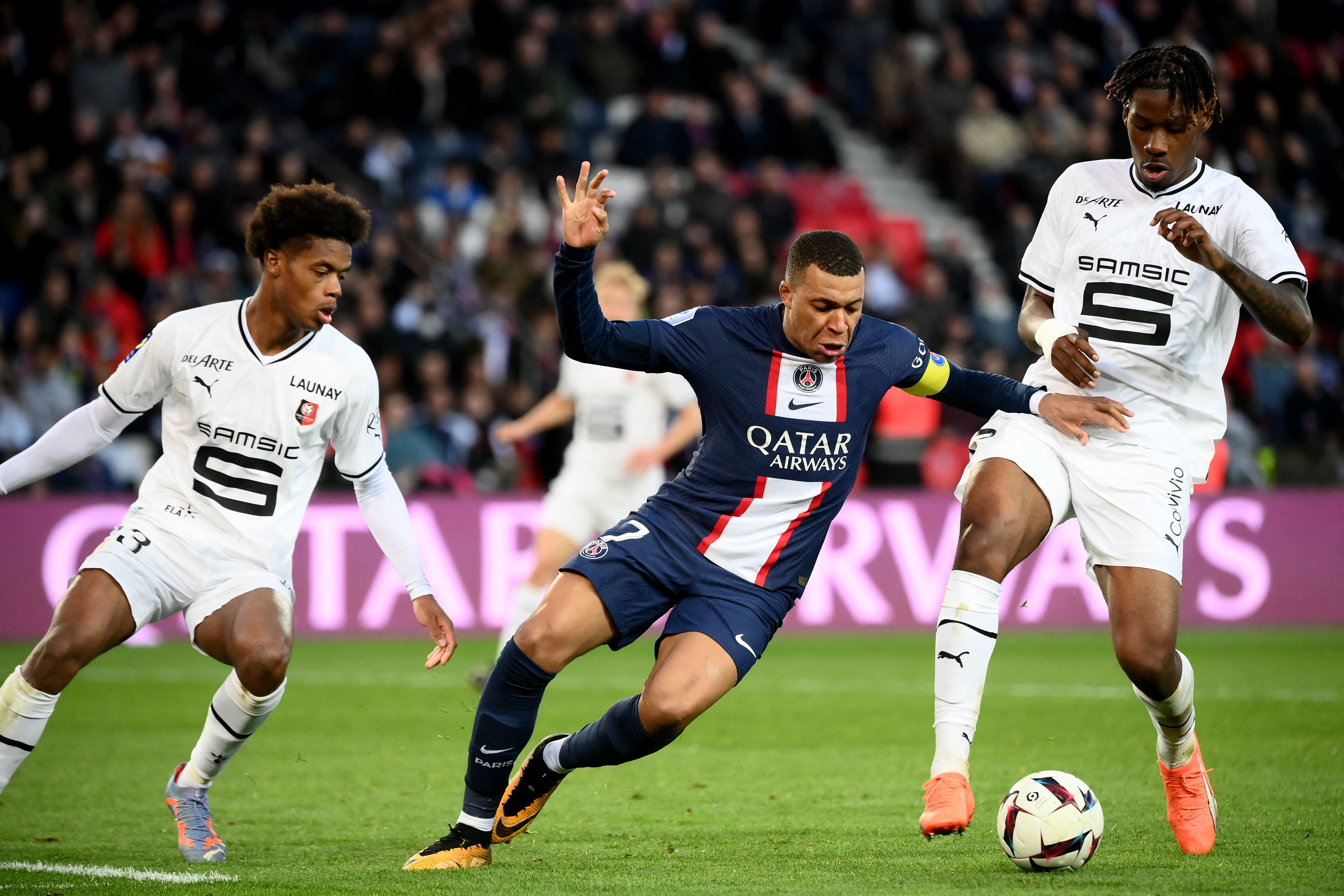 碇真嗣对明日香冲了一发 碇真嗣对明日香冲了一发