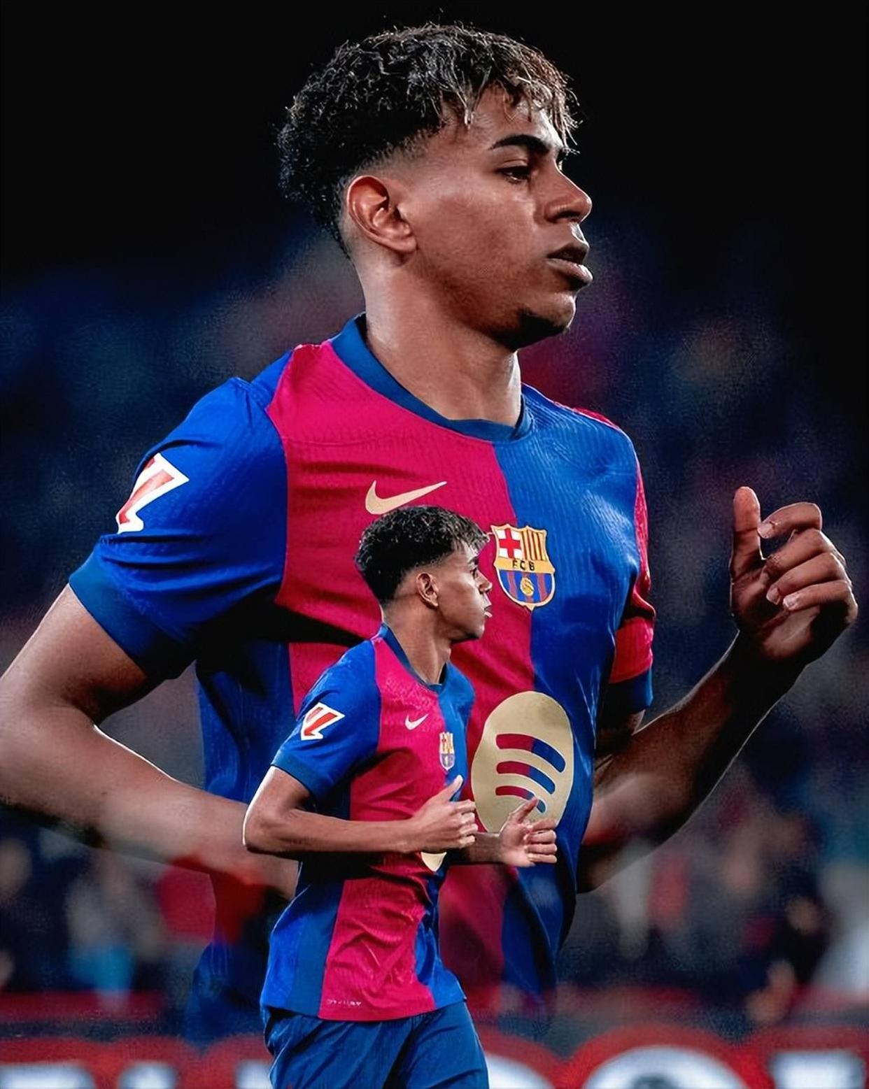 莱万多夫斯基回归赛场，战术调整首场状态亮眼，DWG观众沸腾！的简单介绍